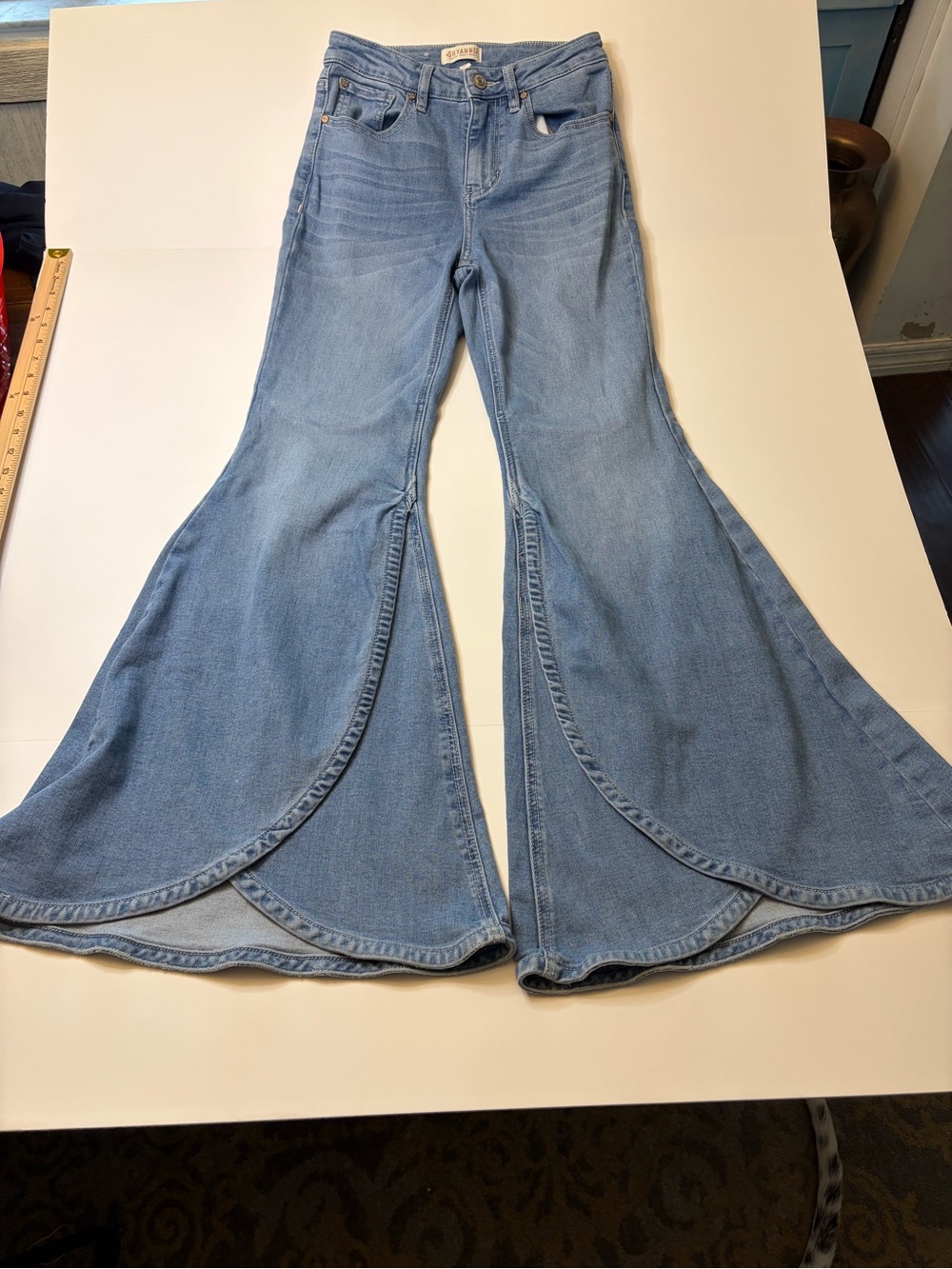Shyanne Extreme Flare Bell Bottom Jeans Light Wash 27